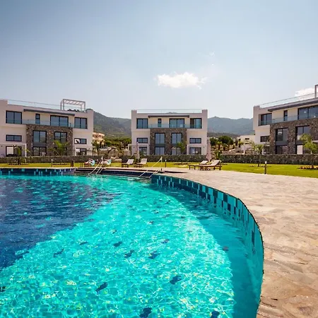 Joya Cyprus Seabreeze Garden Case de vacanță Agios Amvrosios (Kyrenia)